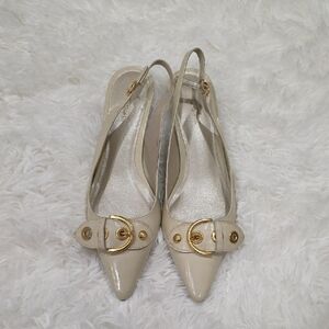 Talbots Patent Leather Cream Pointed Slingback Heels. Size 8.5